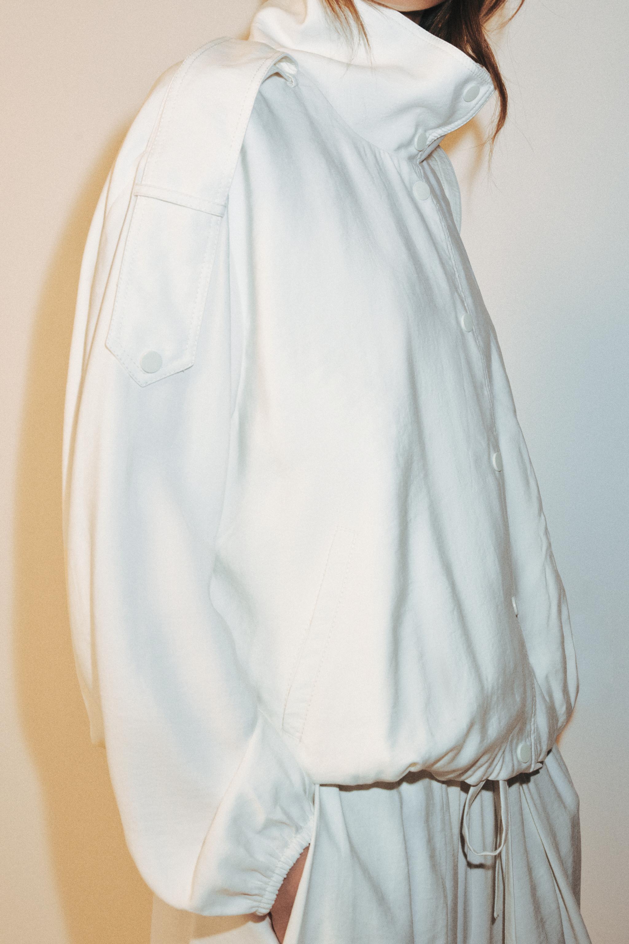 HIGH COLLAR JACKET